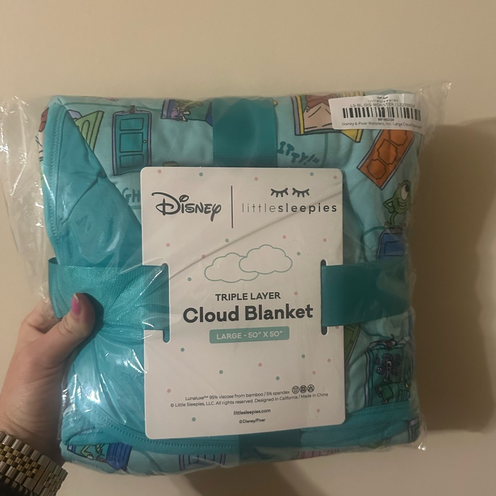 Little Sleepies Cloud Blanket - monsters inc Disney